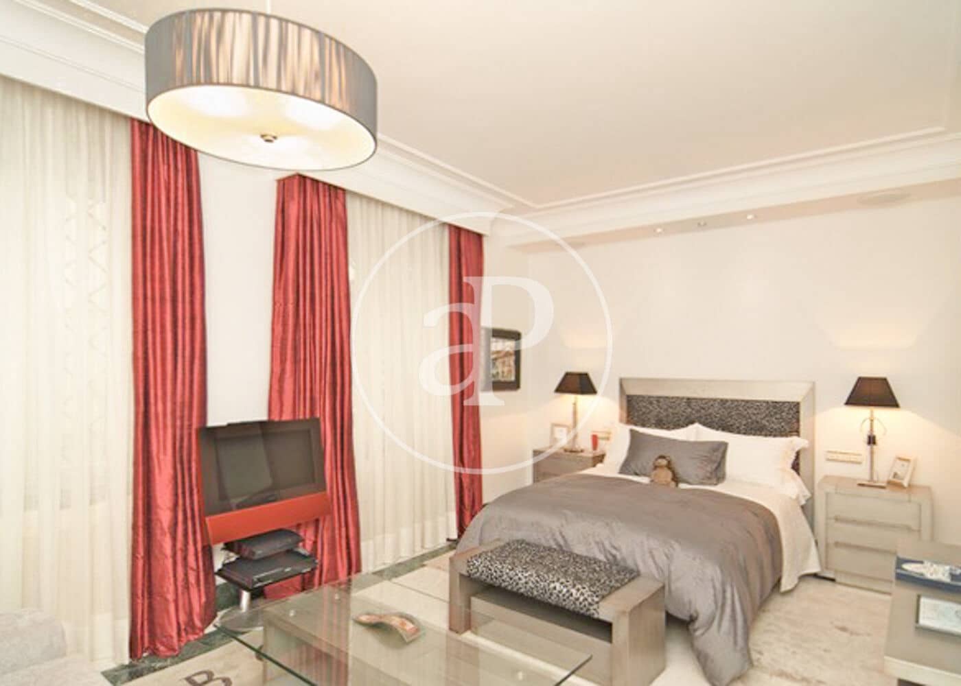 3 bedroom Apartment for sale in Madrid city - € 2,250,000 (Ref: 8893274)