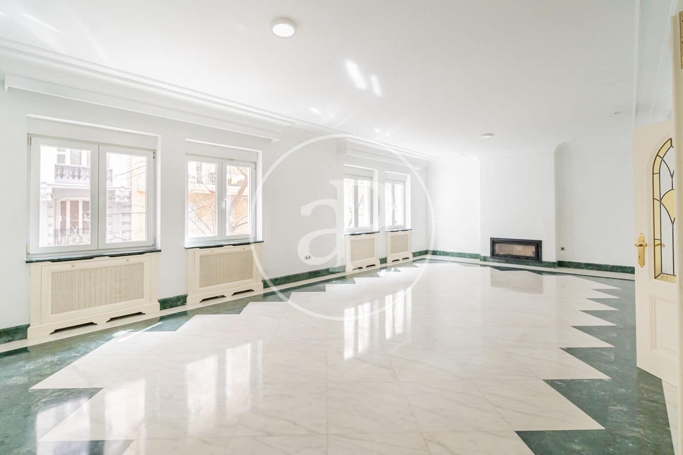 3 bedroom Apartment for sale in Madrid city - € 2,250,000 (Ref: 8893274)