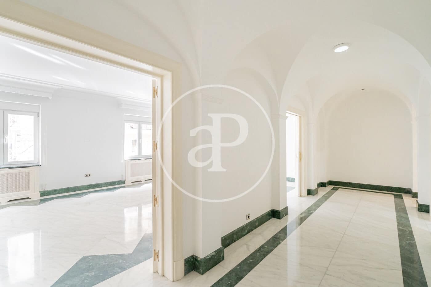 3 bedroom Apartment for sale in Madrid city - € 2,250,000 (Ref: 8893274)