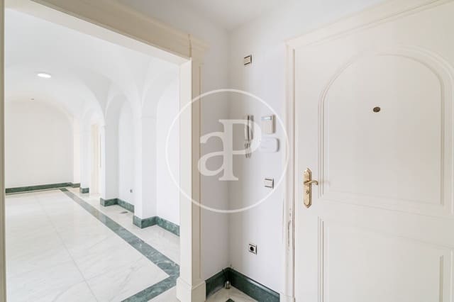 3 bedroom Apartment for sale in Goya, Madrid city - € 2,250,000 (Ref: 8893274)
