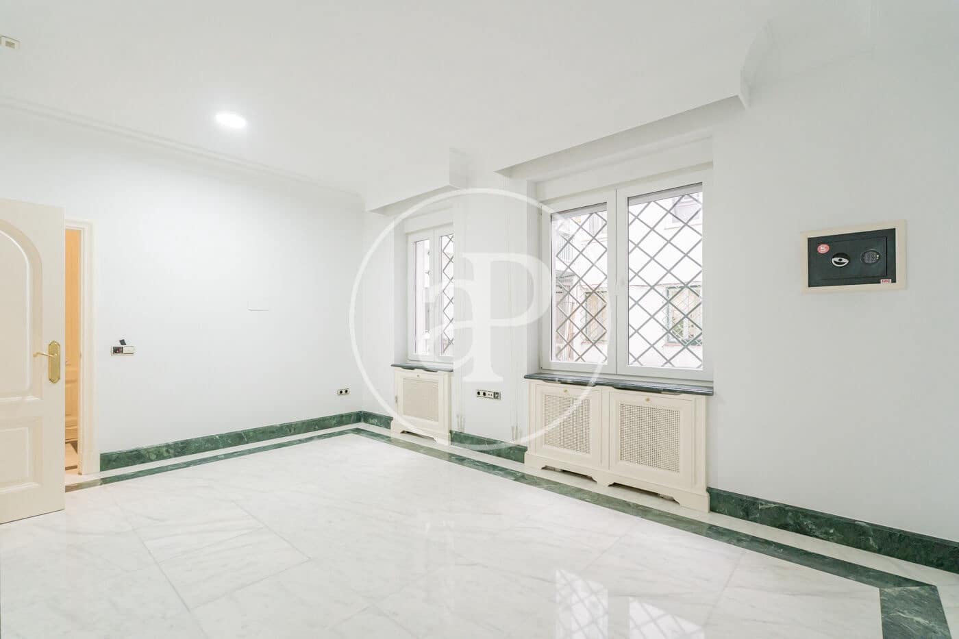 3 bedroom Apartment for sale in Madrid city - € 2,250,000 (Ref: 8893274)