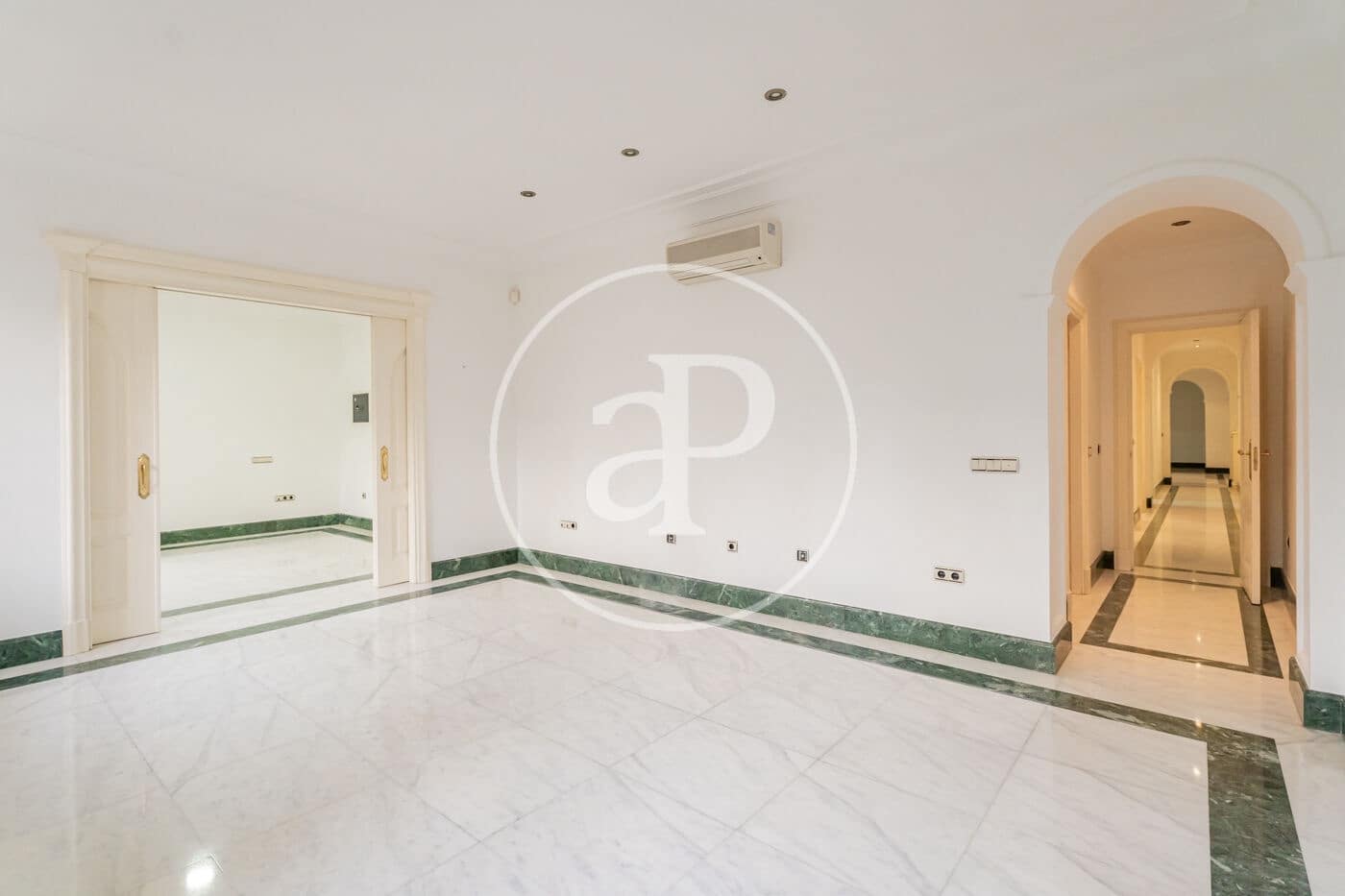 3 bedroom Apartment for sale in Madrid city - € 2,250,000 (Ref: 8893274)