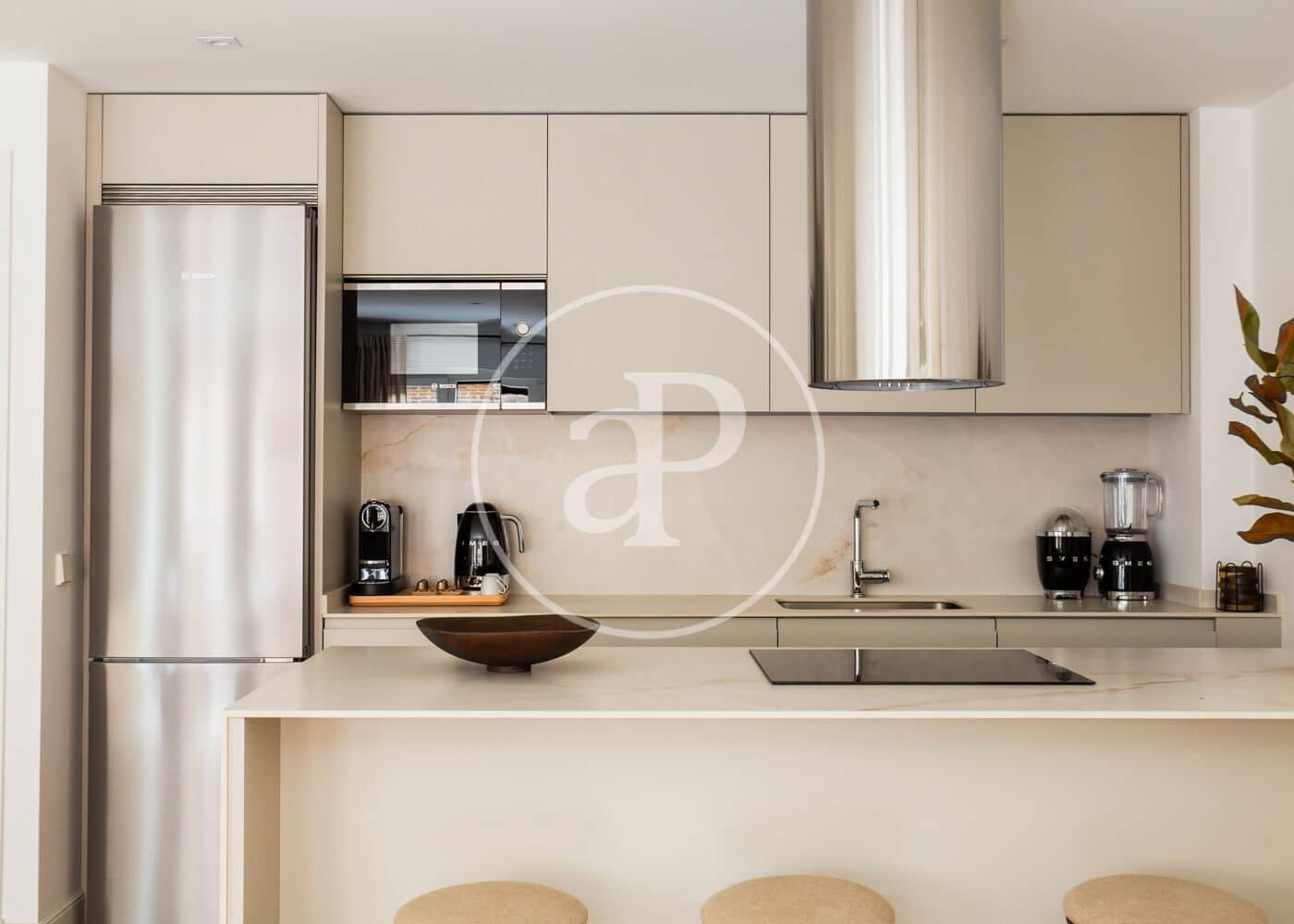 2 quarto Apartamento para arrendar em Madrid cidade - 5 000 € (Ref: 8893276)