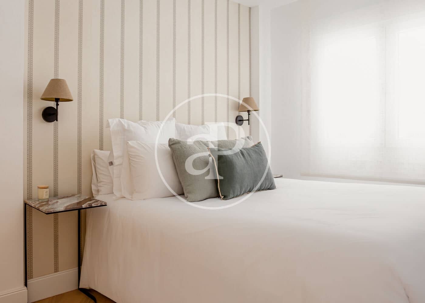 2 quarto Apartamento para arrendar em Madrid cidade - 5 000 € (Ref: 8893276)