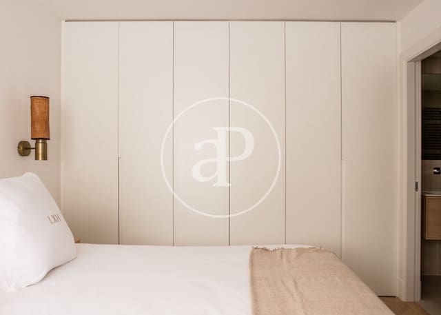 2 soveværelse Lejlighed til leje i Recoletos, Madrid by - € 5.000 (Ref: 8893276)