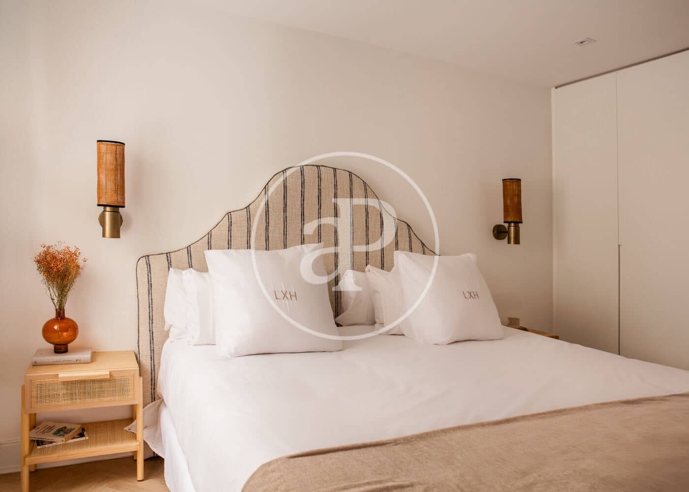 2 quarto Apartamento para arrendar em Madrid cidade - 5 000 € (Ref: 8893276)