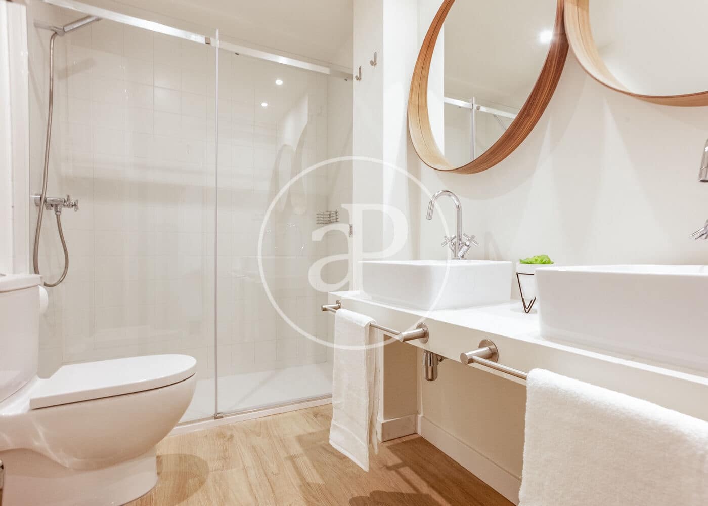 3 soverom Leilighet til leie i Madrid by - € 2 800 (Ref: 8893279)