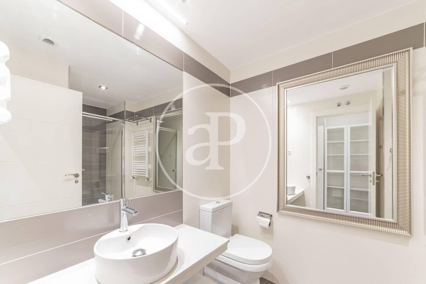 2 makuuhuone Huoneisto vuokrattavana paikassa Madrid kaupunki - 2 500 € (Ref: 8894643)