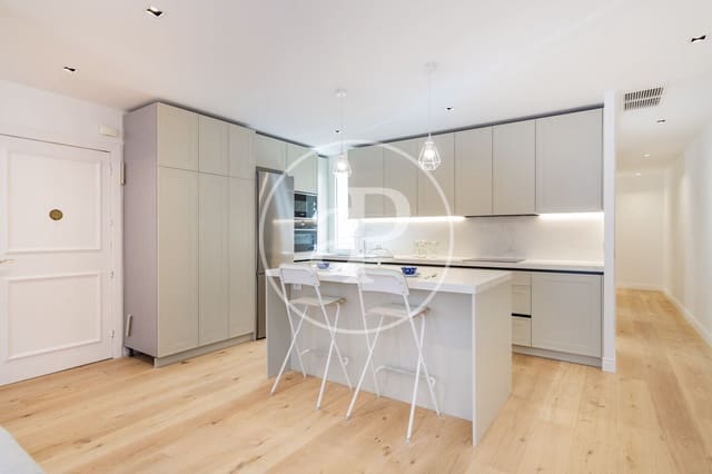 3 sovrum Lägenhet till salu i Castellana, Madrid stad - 1 650 000 € (Ref: 8897055)