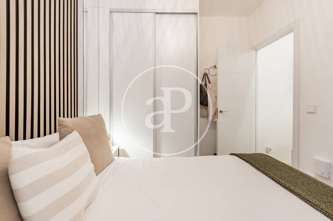 2 soveværelse Lejlighed til salg i Madrid by - € 515.000 (Ref: 8900464)