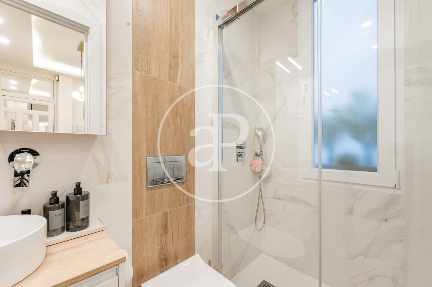 2 soveværelse Lejlighed til salg i Madrid by - € 515.000 (Ref: 8900464)