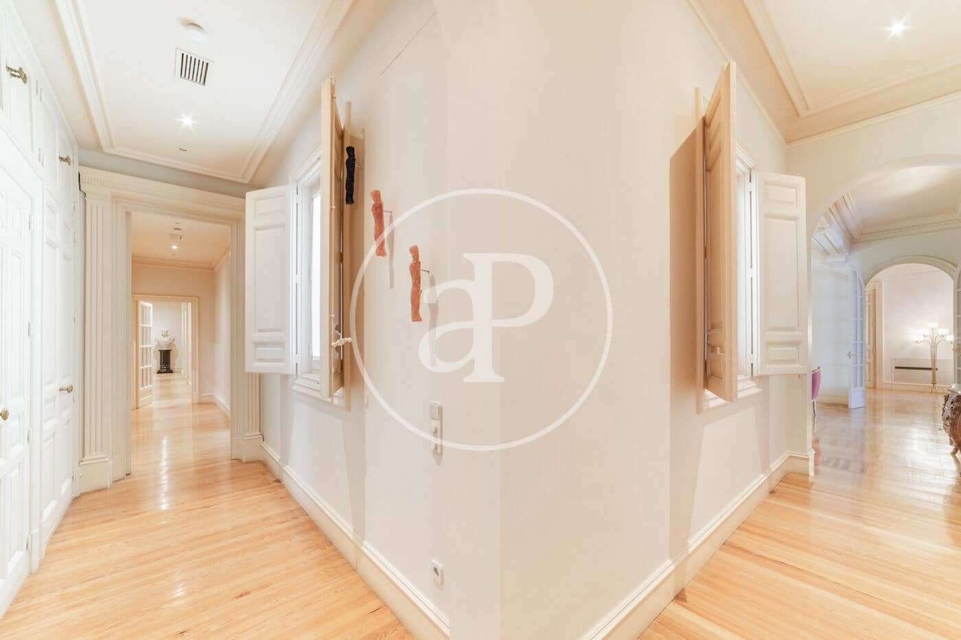 6 soverom Leilighet til leie i Madrid by - € 11 000 (Ref: 8902421)