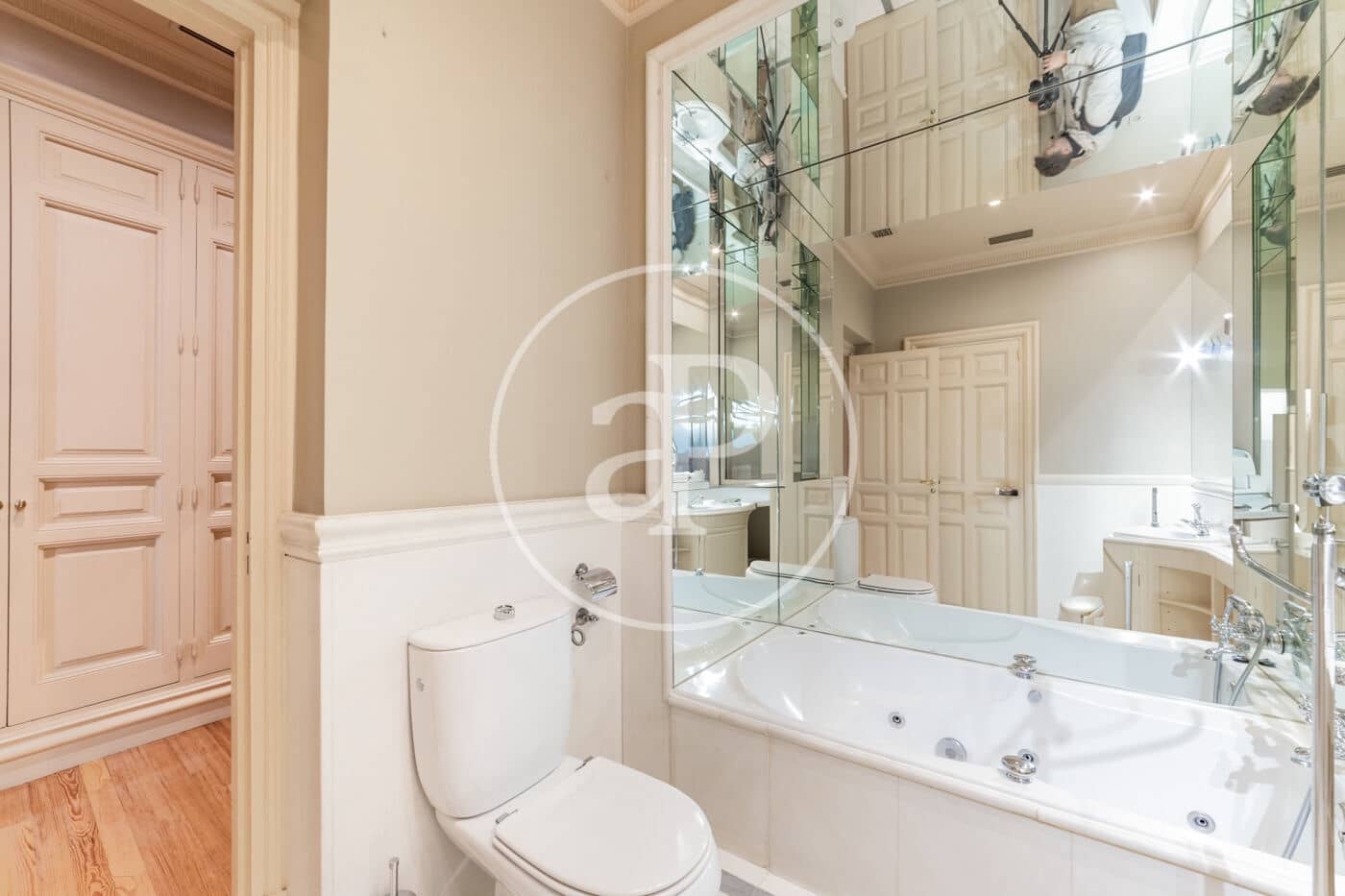 6 soverom Leilighet til leie i Madrid by - € 11 000 (Ref: 8902421)