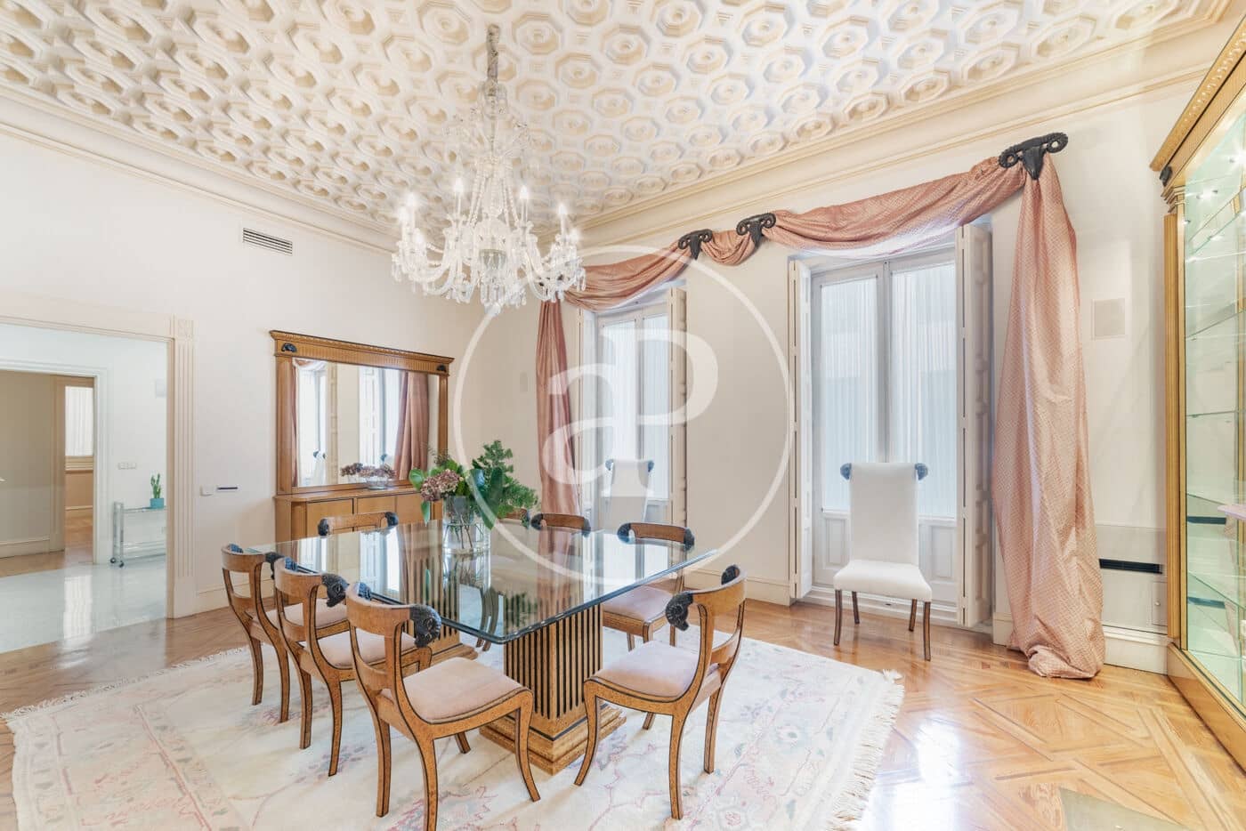 6 soverom Leilighet til leie i Madrid by - € 11 000 (Ref: 8902421)