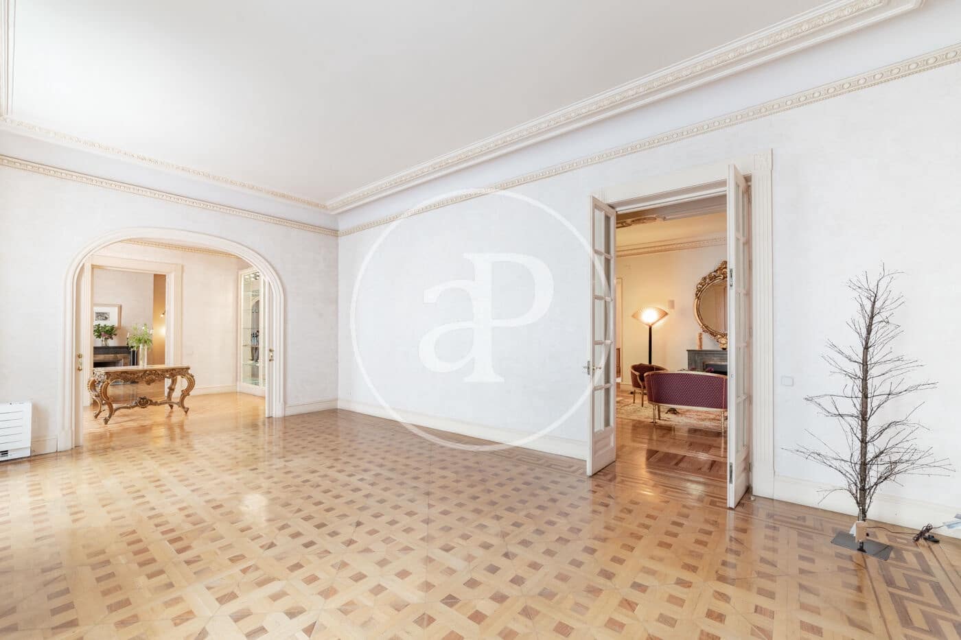 6 soverom Leilighet til leie i Madrid by - € 11 000 (Ref: 8902421)