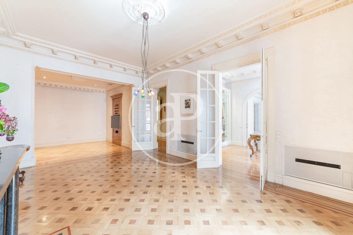 6 soverom Leilighet til leie i Madrid by - € 11 000 (Ref: 8902421)