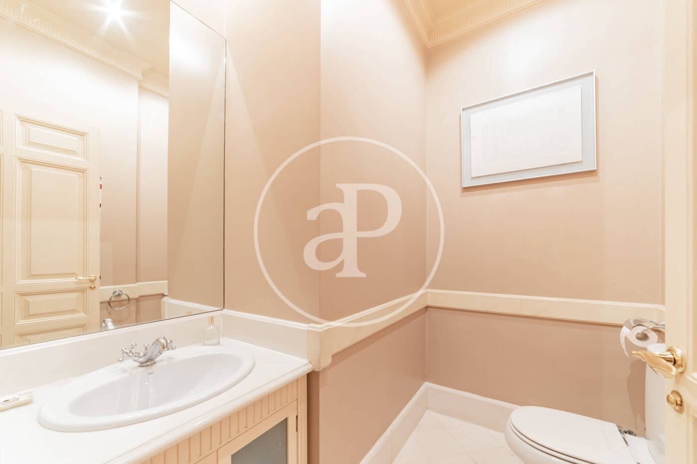 6 soverom Leilighet til leie i Madrid by - € 11 000 (Ref: 8902421)