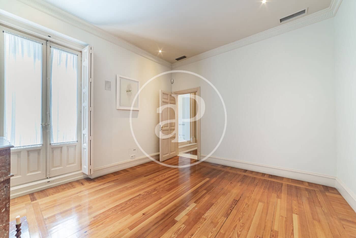 6 soverom Leilighet til leie i Madrid by - € 11 000 (Ref: 8902421)