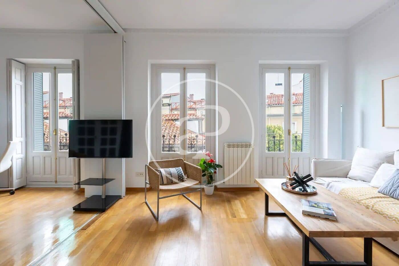 Apartamento de 3 habitaciones en Madrid ciudad en alquiler - 2.950 € (Ref: 8905653)