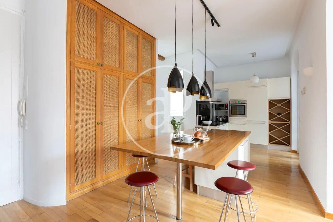 Apartamento de 3 habitaciones en Madrid ciudad en alquiler - 2.950 € (Ref: 8905653)