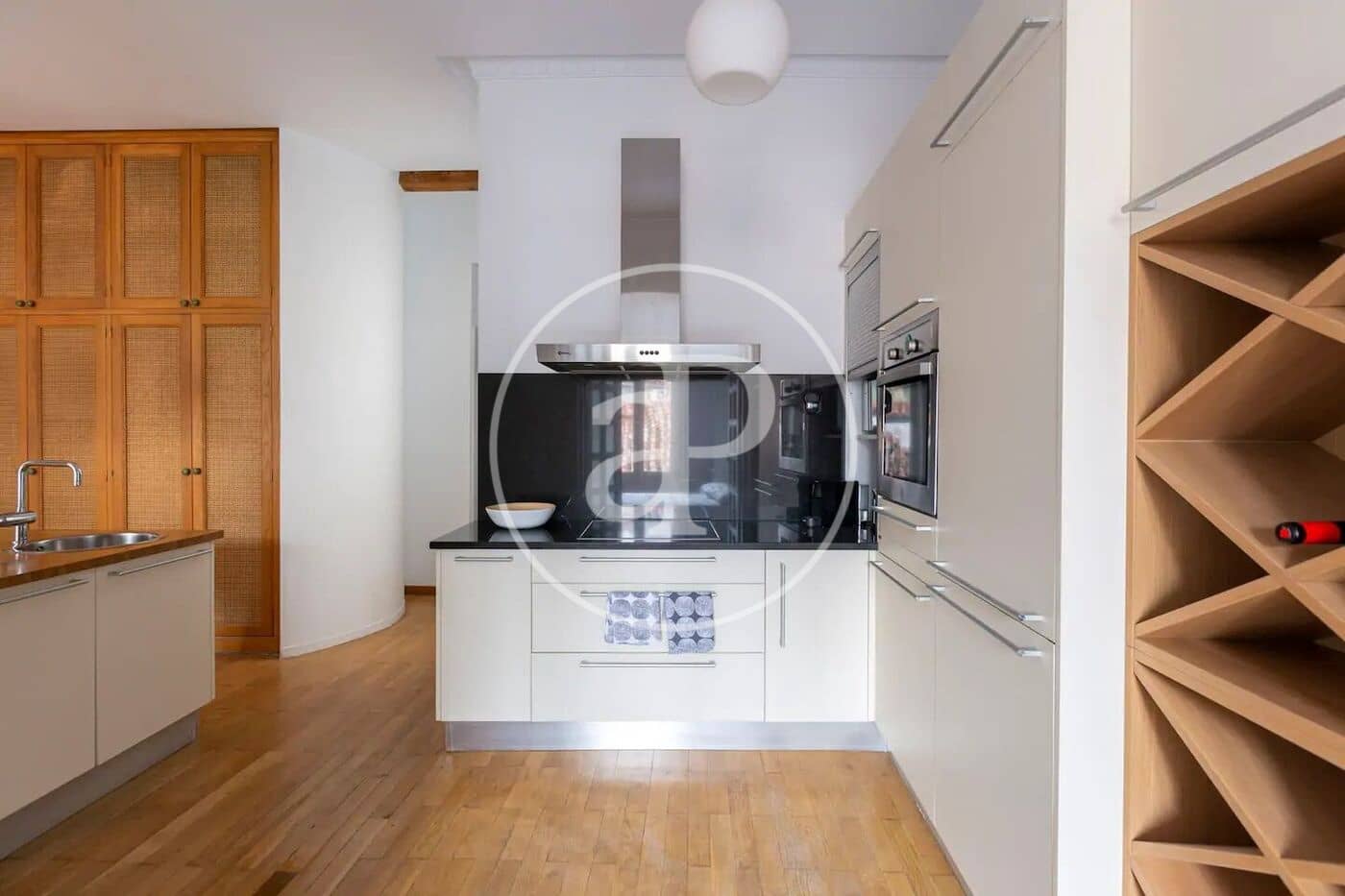 Apartamento de 3 habitaciones en Madrid ciudad en alquiler - 2.950 € (Ref: 8905653)