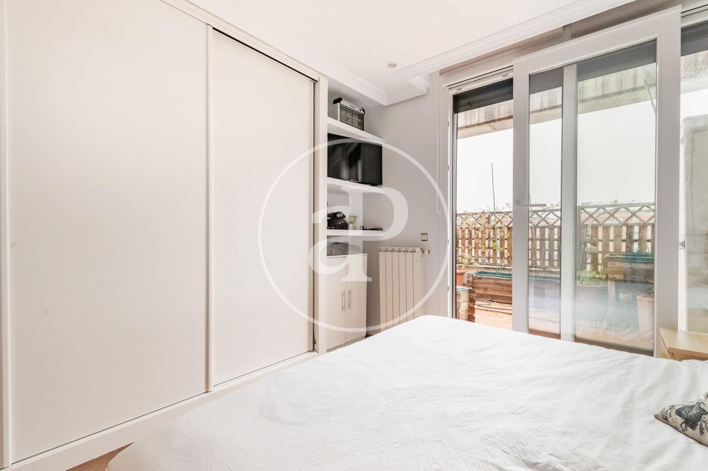 2 soveværelse Penthouse til salg i Madrid by med swimmingpool - € 899.000 (Ref: 8905655)