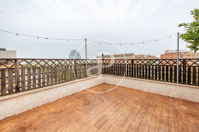 2 soveværelse Penthouse til salg i Valverde, Madrid by med swimmingpool - € 899.000 (Ref: 8905655)