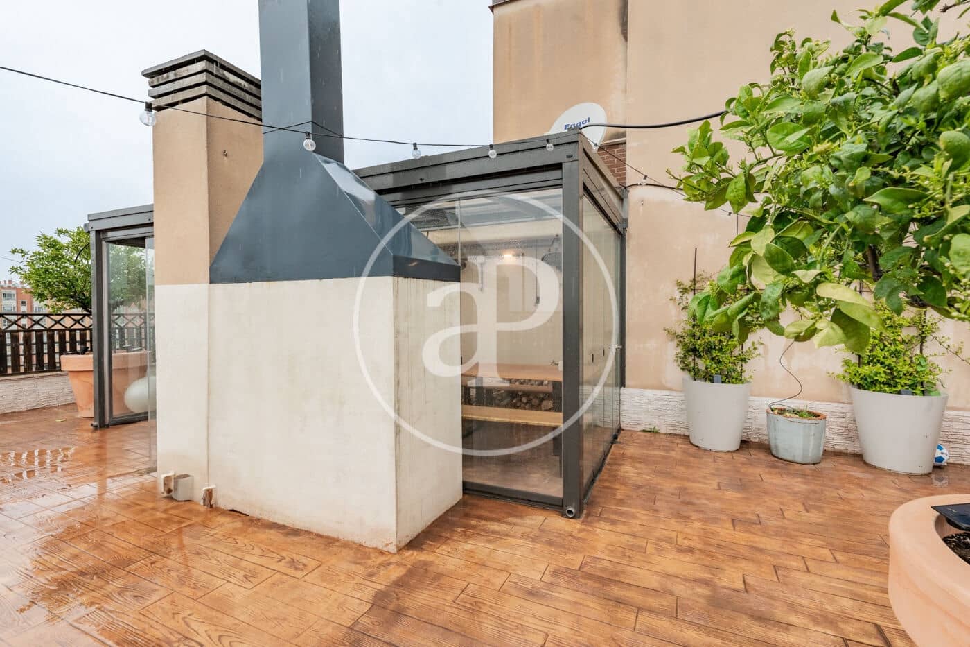 2 soveværelse Penthouse til salg i Madrid by med swimmingpool - € 899.000 (Ref: 8905655)