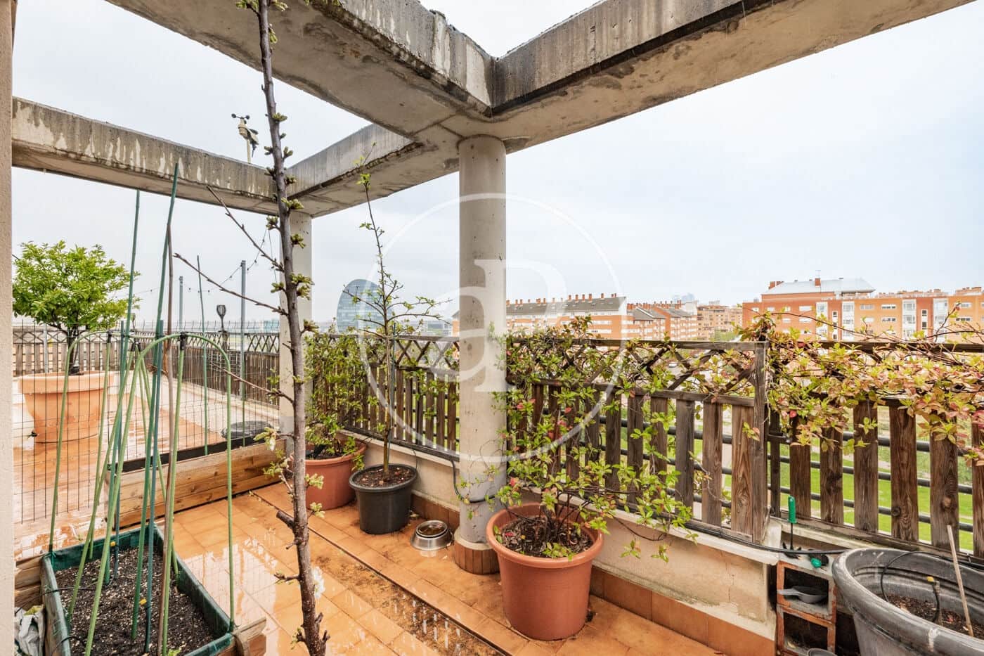 2 soveværelse Penthouse til salg i Madrid by med swimmingpool - € 899.000 (Ref: 8905655)