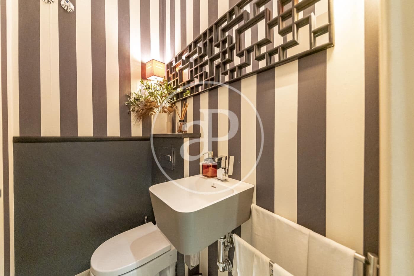 5 bedroom Apartment for rent in Madrid city - € 8,000 (Ref: 8907715)