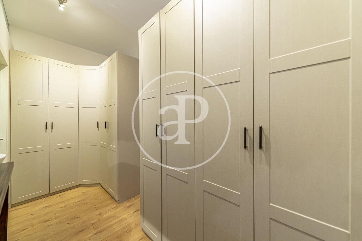 5 bedroom Apartment for rent in Madrid city - € 8,000 (Ref: 8907715)