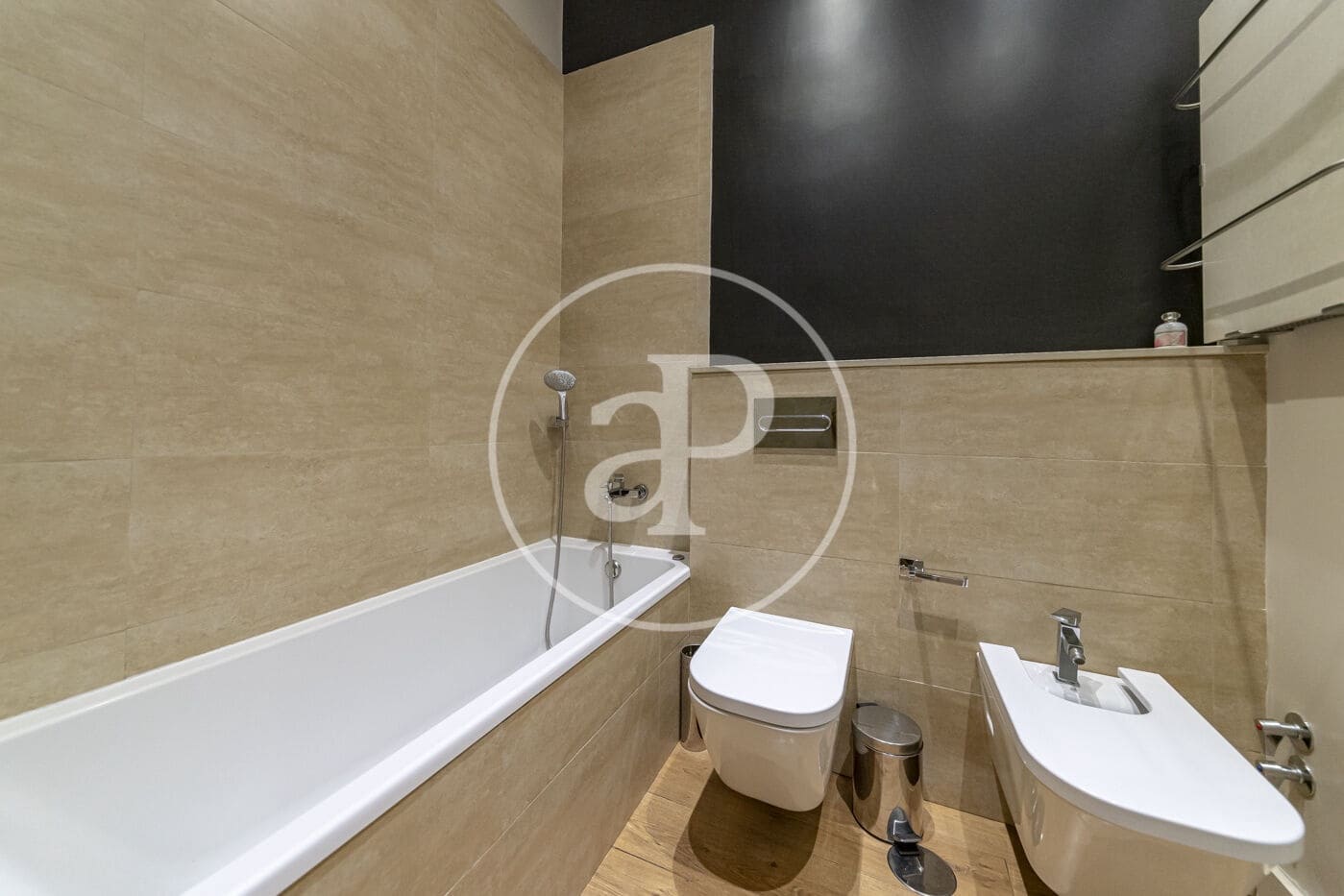 5 bedroom Apartment for rent in Madrid city - € 8,000 (Ref: 8907715)