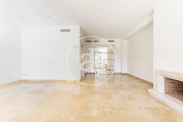 4 Zimmer Villa zu verkaufen in La Moraleja, Alcobendas mit Pool - 1.650.000 € (Ref: 8907719)