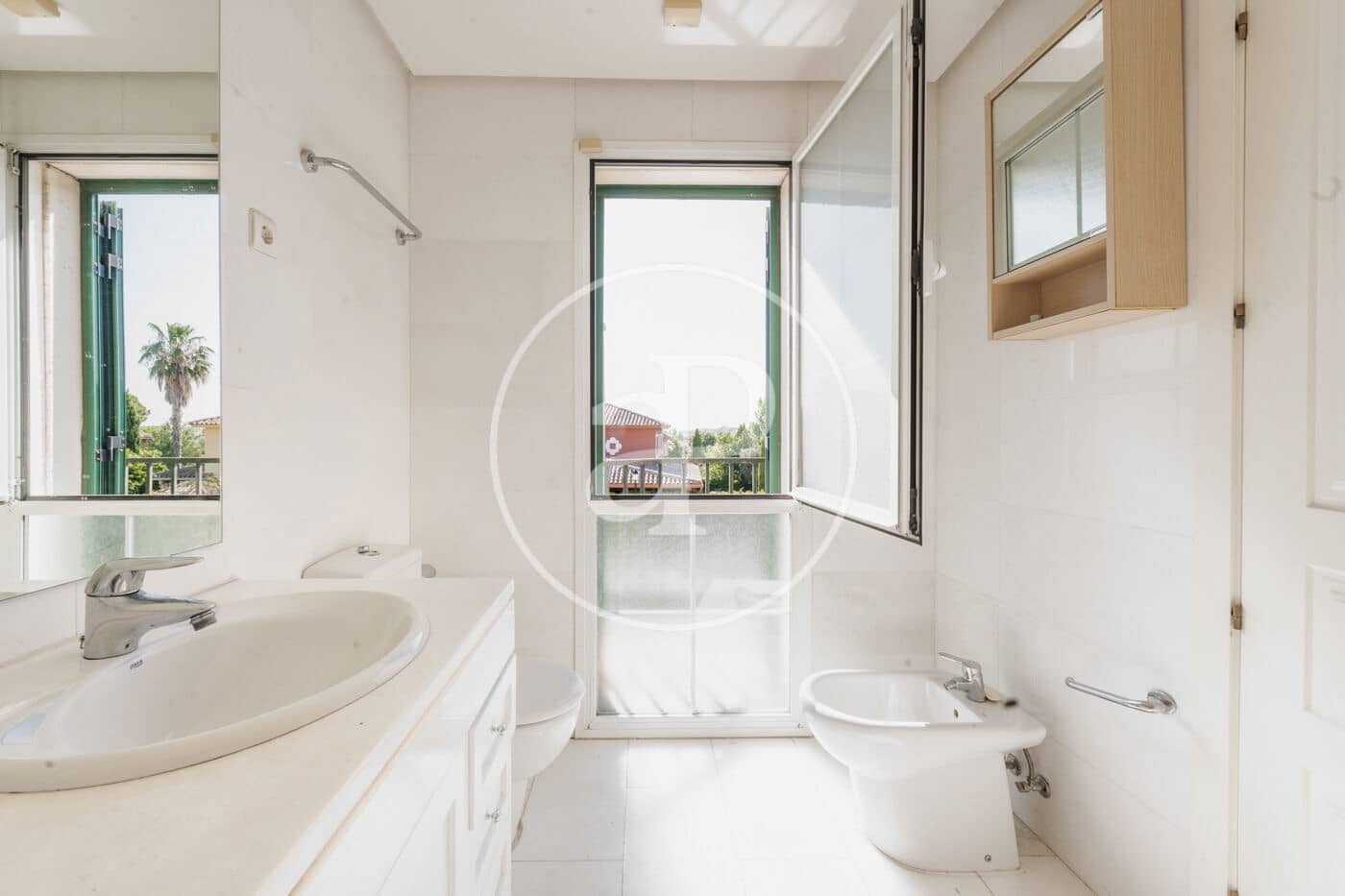 4 soveværelse Villa til salg i La Moraleja med swimmingpool - € 1.650.000 (Ref: 8907719)