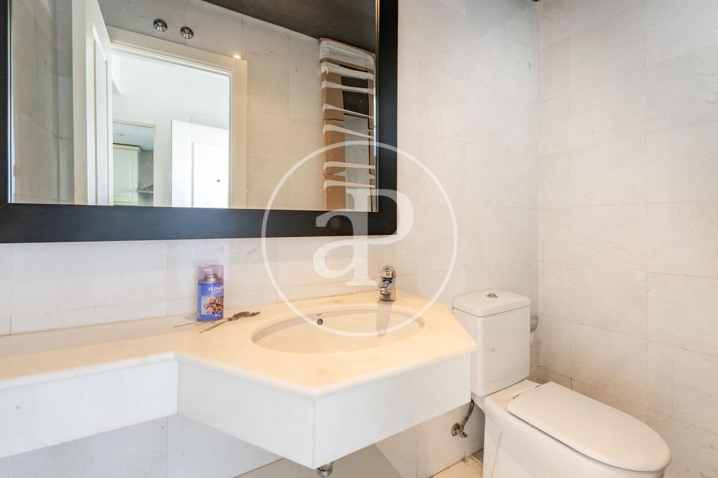 4 soveværelse Villa til salg i La Moraleja med swimmingpool - € 1.650.000 (Ref: 8907719)