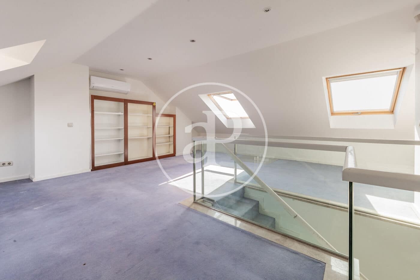 4 soveværelse Villa til salg i La Moraleja med swimmingpool - € 1.650.000 (Ref: 8907719)