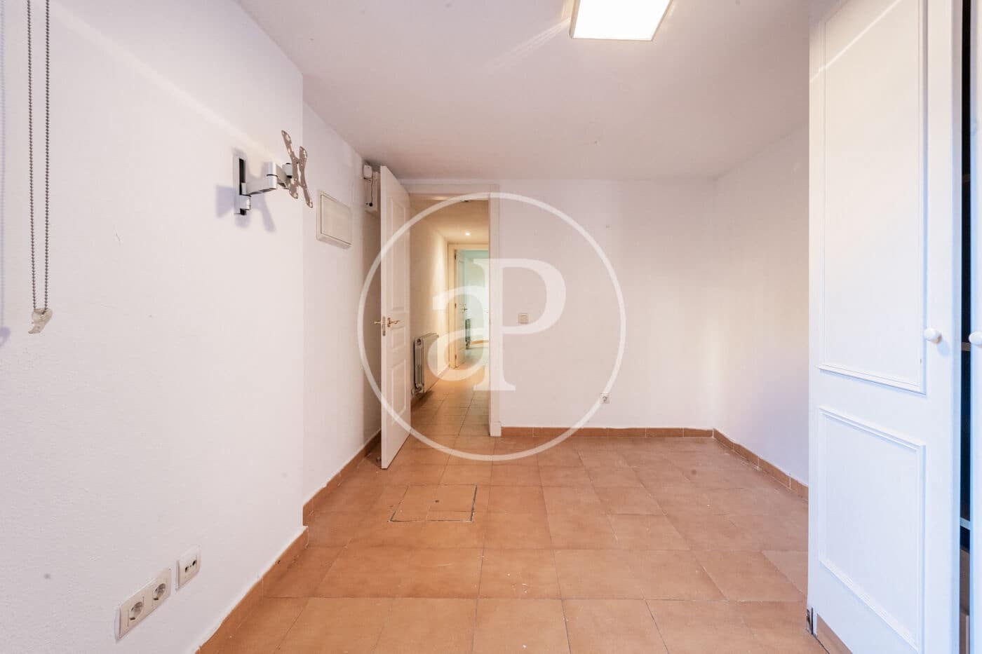 4 soveværelse Villa til salg i La Moraleja med swimmingpool - € 1.650.000 (Ref: 8907719)