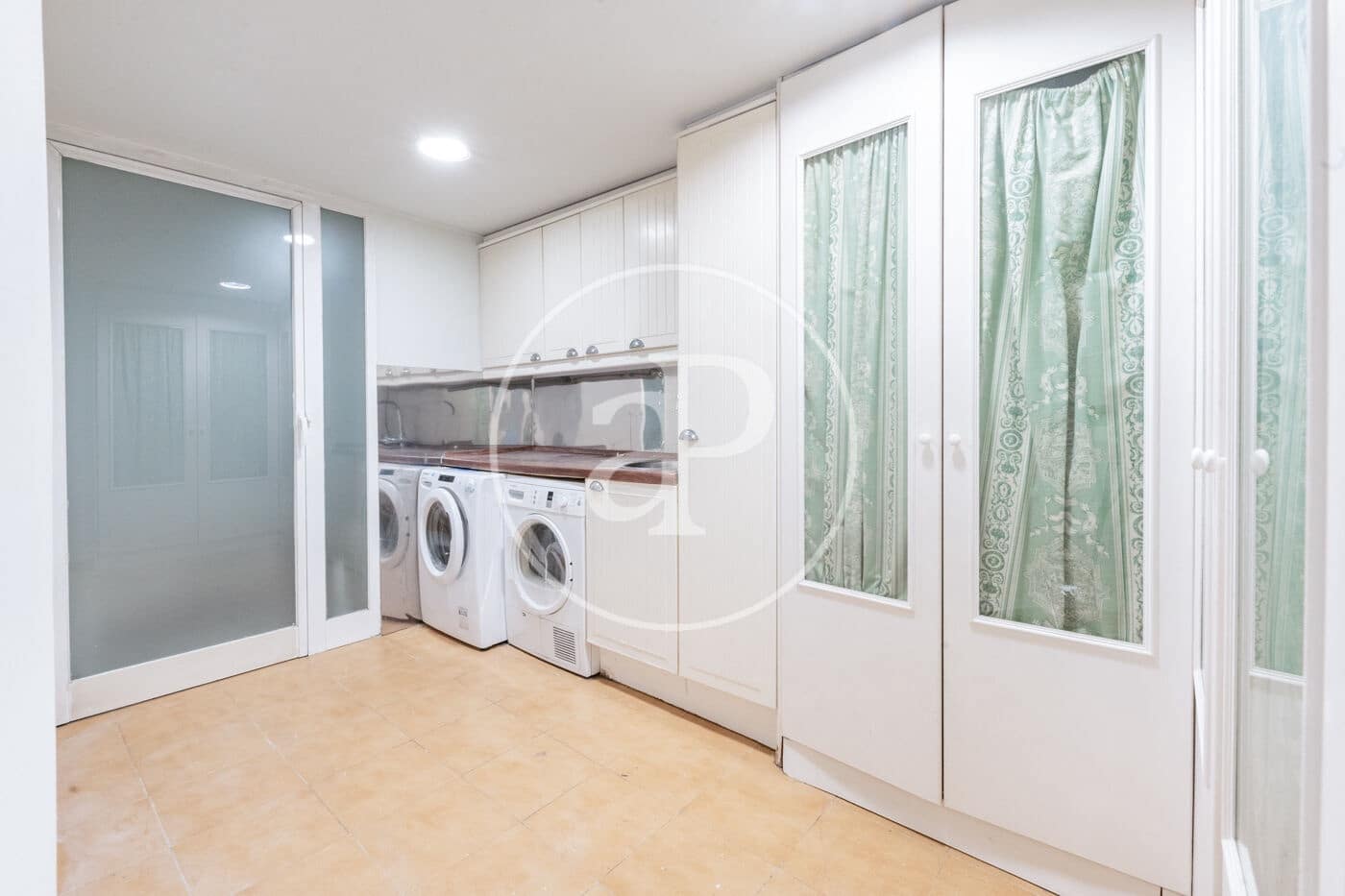 4 soveværelse Villa til salg i La Moraleja med swimmingpool - € 1.650.000 (Ref: 8907719)