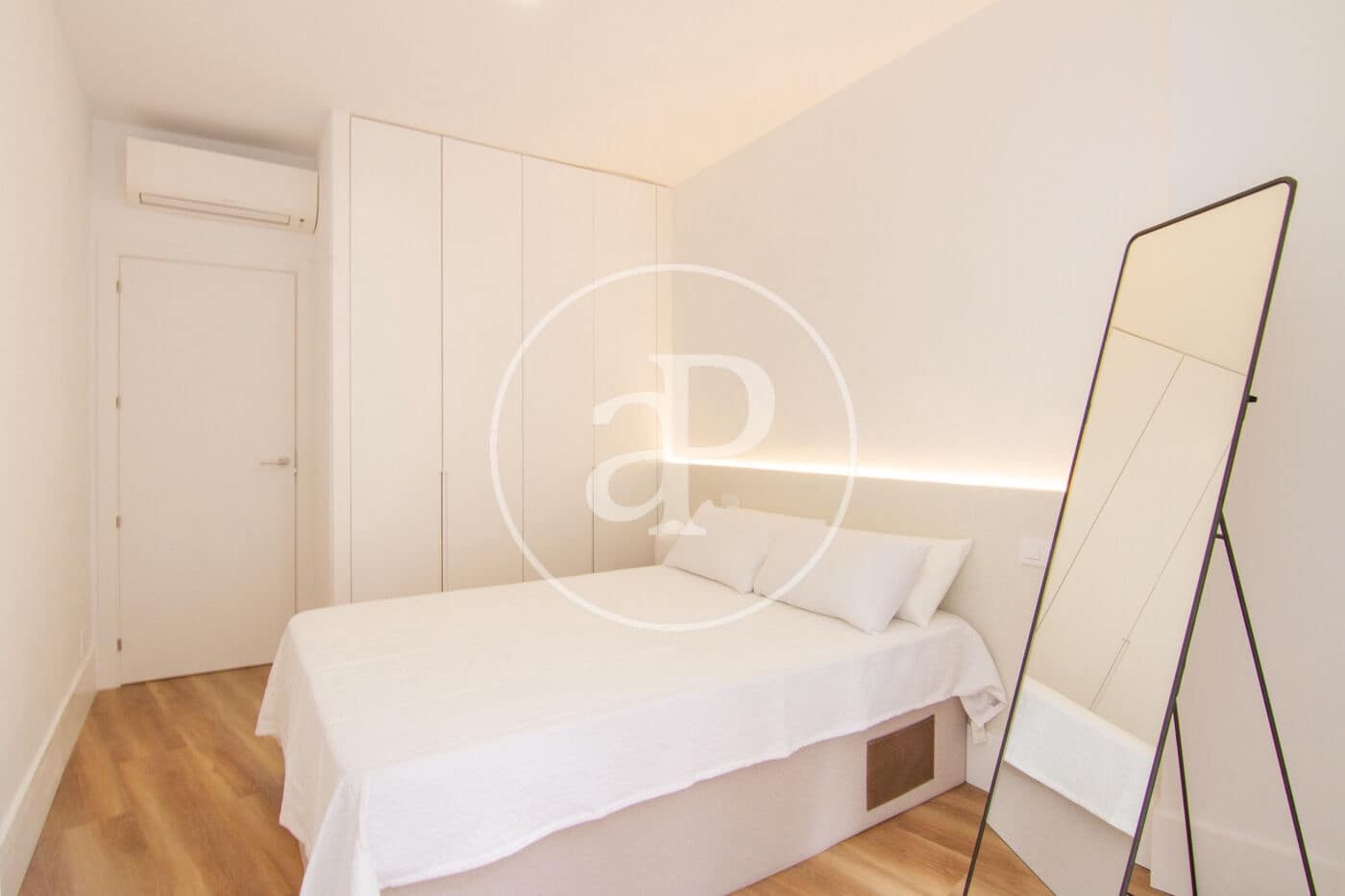1 soveværelse Lejlighed til leje i Madrid by - € 1.600 (Ref: 8911317)