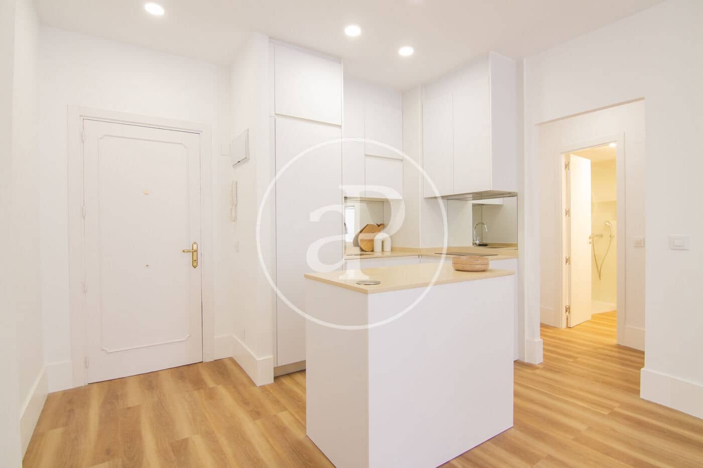 1 soveværelse Lejlighed til leje i Madrid by - € 1.600 (Ref: 8911317)