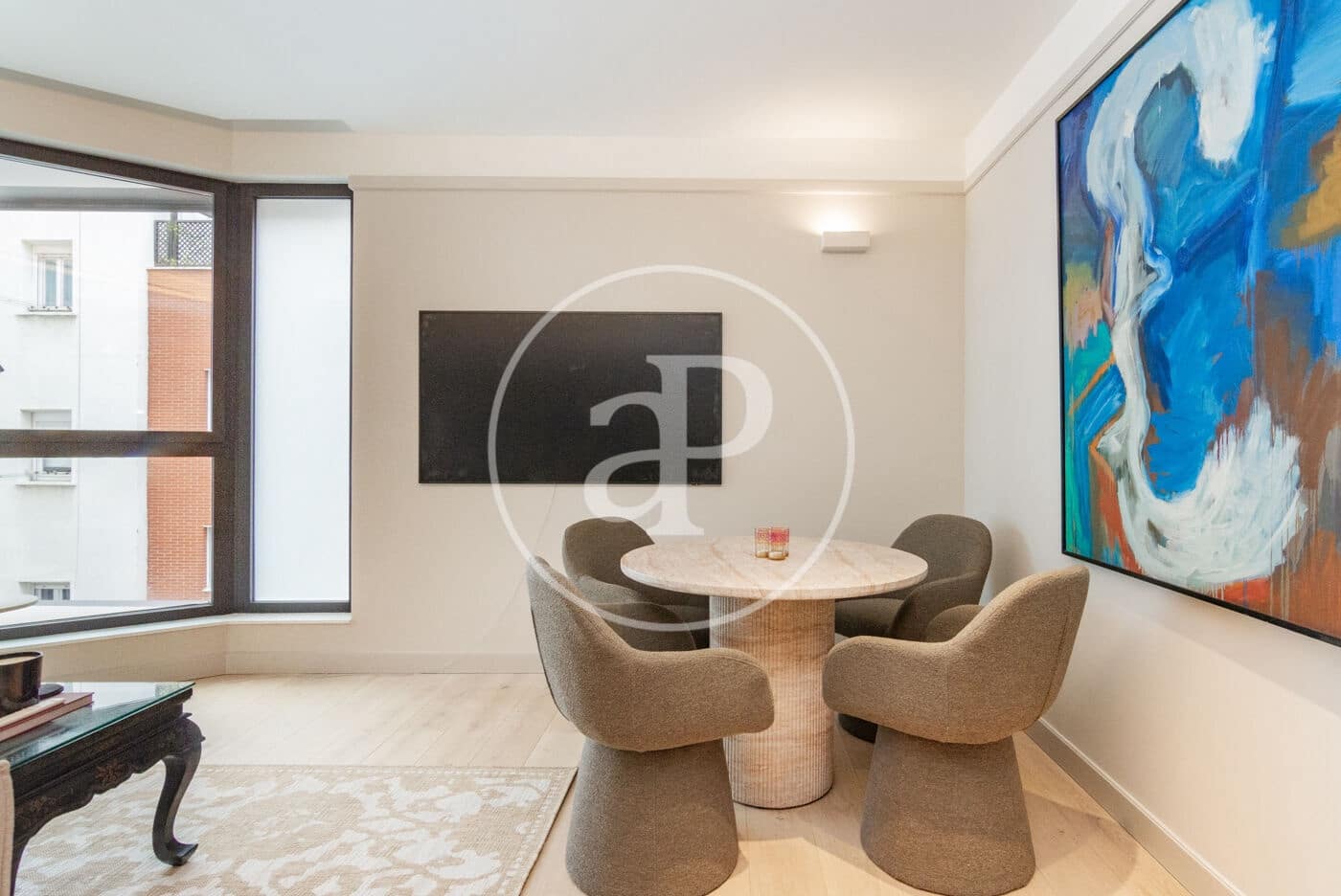 1 makuuhuone Huoneisto vuokrattavana paikassa Madrid kaupunki mukana uima-altaan - 2 850 € (Ref: 8913155)