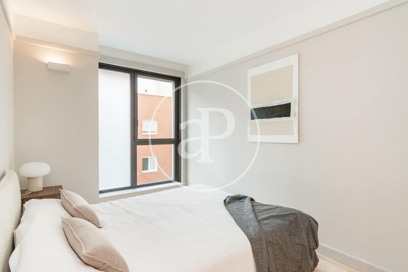 1 makuuhuone Huoneisto vuokrattavana paikassa Madrid kaupunki mukana uima-altaan - 2 850 € (Ref: 8913155)