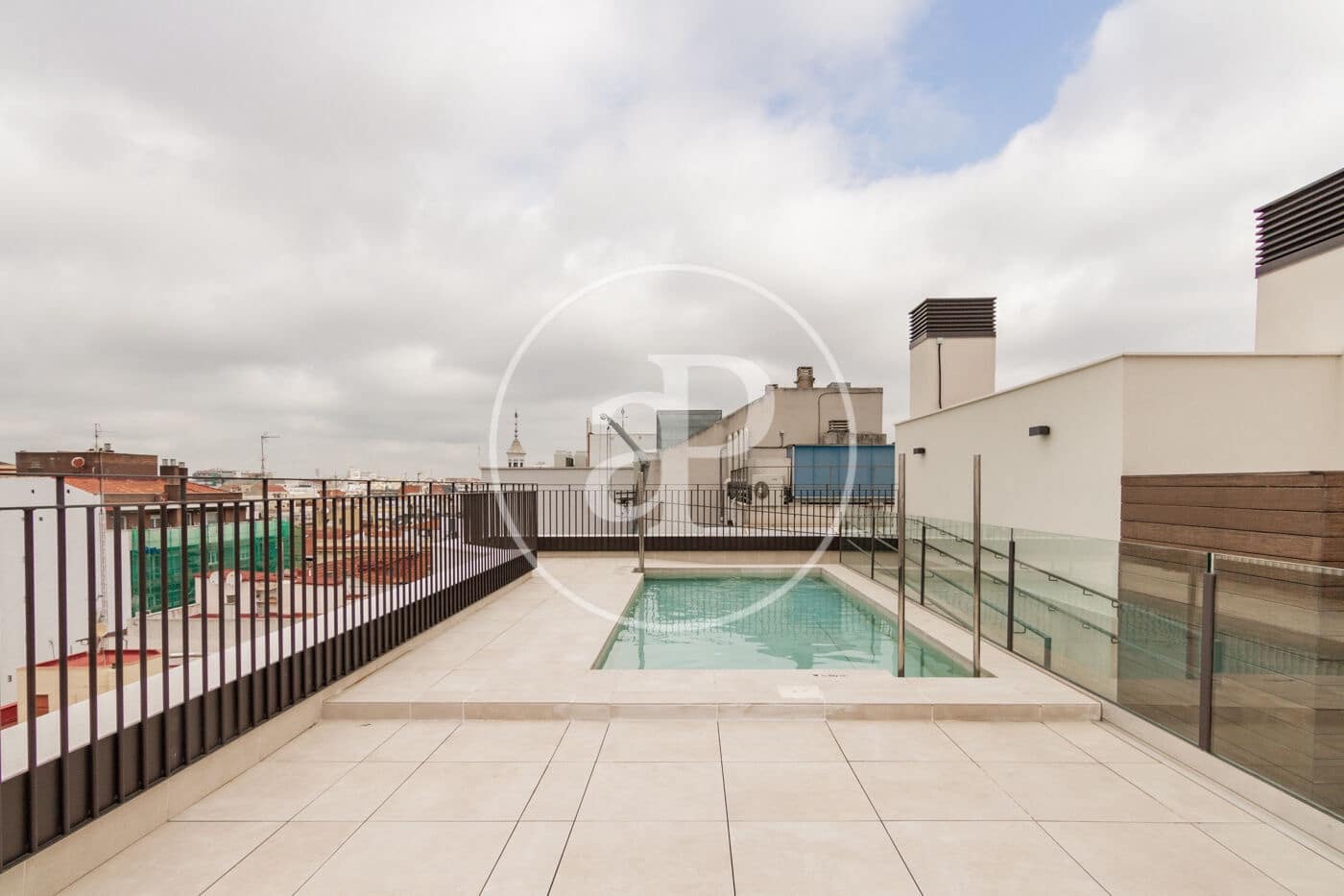 1 makuuhuone Huoneisto vuokrattavana paikassa Madrid kaupunki mukana uima-altaan - 2 850 € (Ref: 8913155)