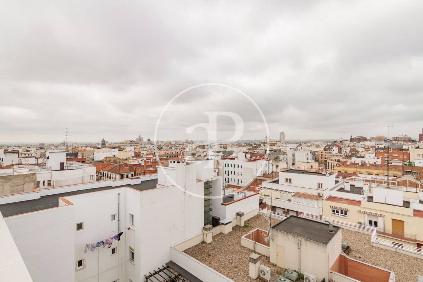 1 makuuhuone Huoneisto vuokrattavana paikassa Madrid kaupunki mukana uima-altaan - 2 850 € (Ref: 8913155)