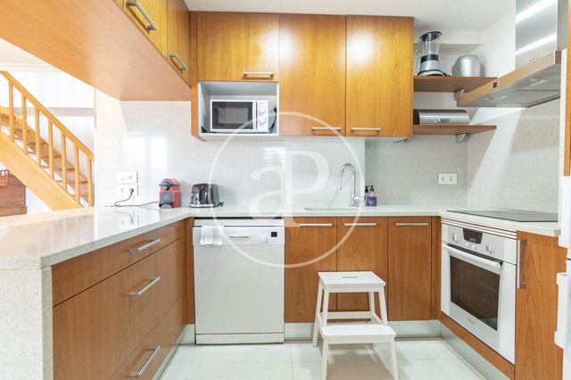 Apartamento de 3 habitaciones en Ciudad Lineal, Madrid ciudad en alquiler con piscina garaje - 2.900 € (Ref: 8918193)