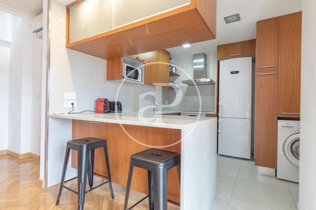 Apartamento de 3 habitaciones en Ciudad Lineal, Madrid ciudad en alquiler con piscina garaje - 2.900 € (Ref: 8918193)