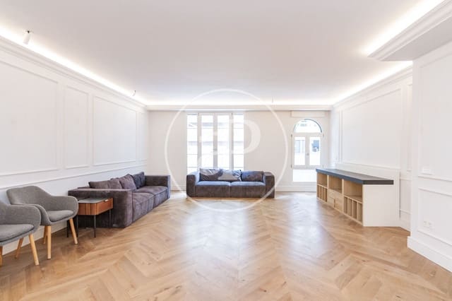 3 soveværelse Lejlighed til leje i Castellana, Madrid by - € 5.300 (Ref: 8921761)