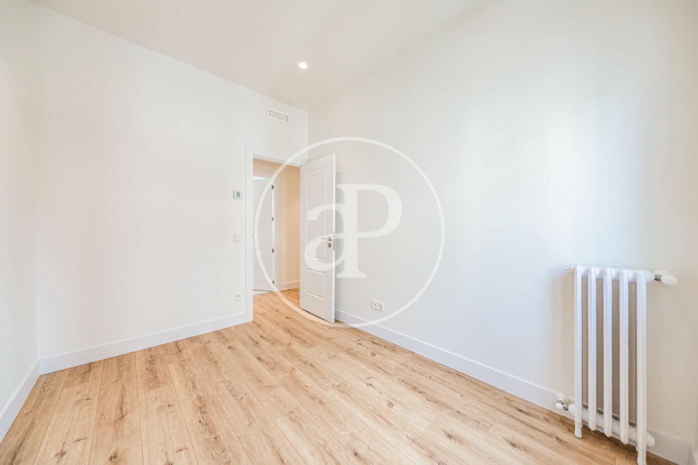 5 soveværelse Lejlighed til salg i Madrid by - € 1.350.000 (Ref: 8921762)