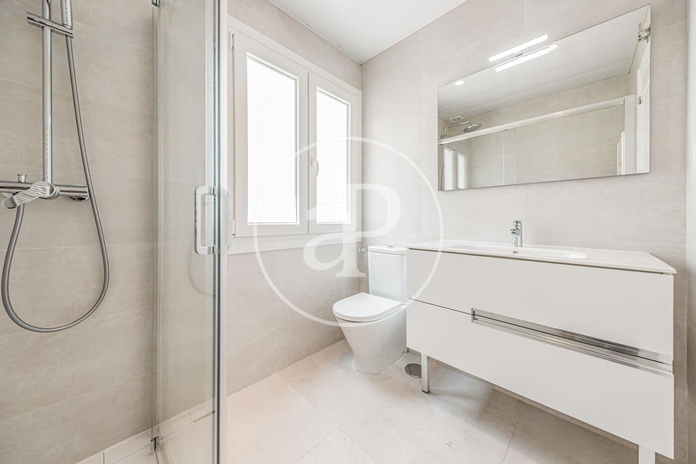 5 soveværelse Lejlighed til salg i Madrid by - € 1.350.000 (Ref: 8921762)