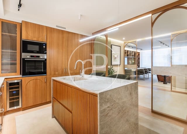 3 soveværelse Lejlighed til salg i Recoletos, Madrid by - € 2.990.000 (Ref: 8923971)